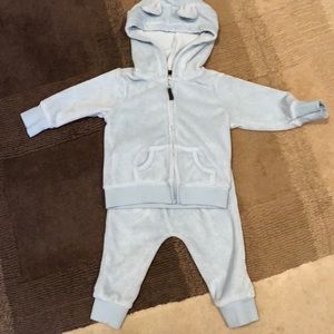 Sale 🎈3/$20 Carter’s 6 Months Terry Baby Boy Outfit